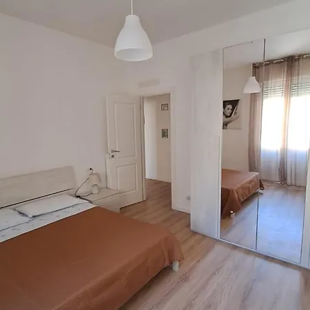 Orizzonte 5 Terre Via Xxiv Maggio 223- Partenza Battelli 5 Terre 라스페치아